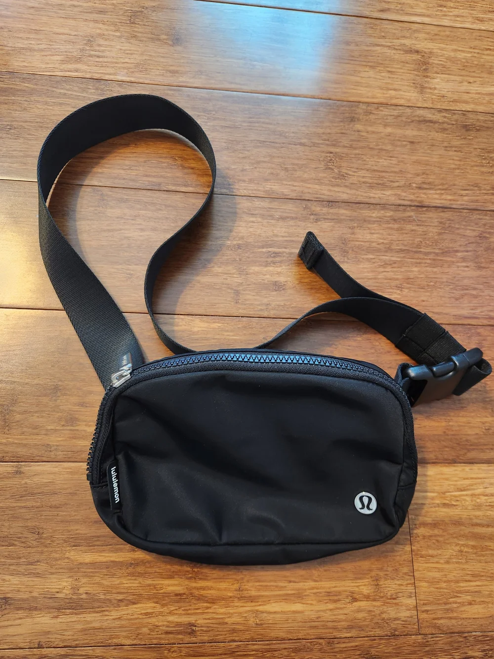 lululemon athletica Everywhere Belt Bag Mini Crossbody Adjustable Black